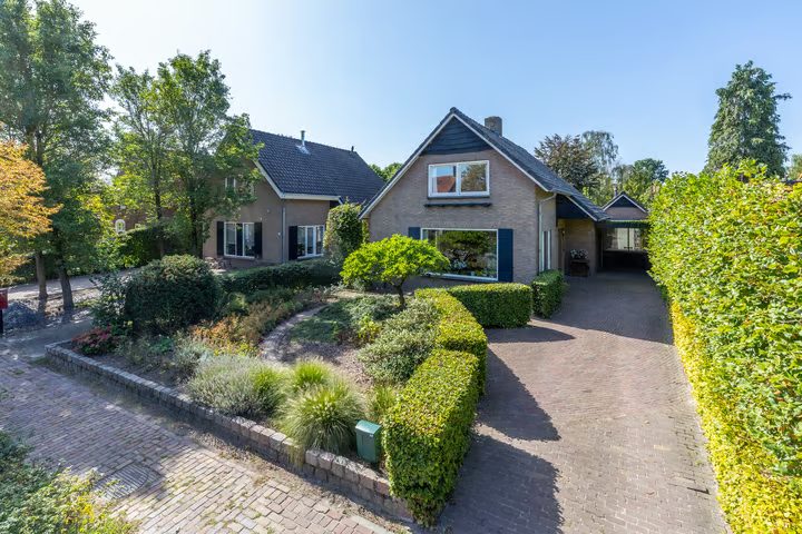 Hoogdijk 39, Oost West en Middelbeers