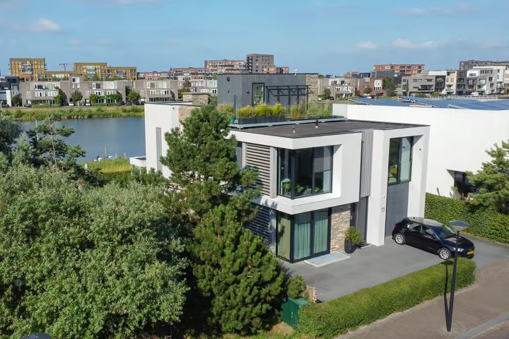 Larikslaan 33, Amsterdam