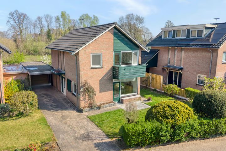 de Voortmors 110, Weerselo