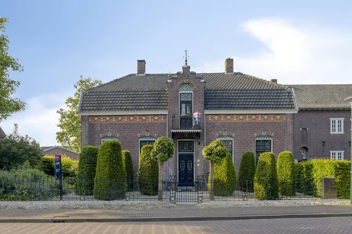 Dorpstraat 8, Gassel