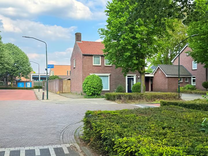 Sportparkstraat 12, Bladel