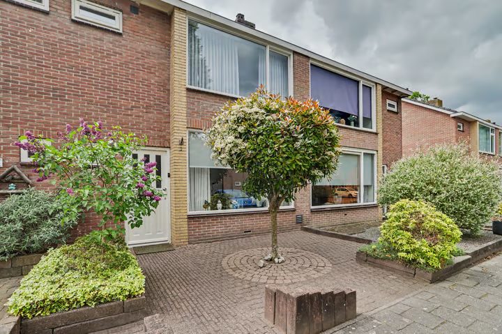 van Galenstraat 10, Geertruidenberg
