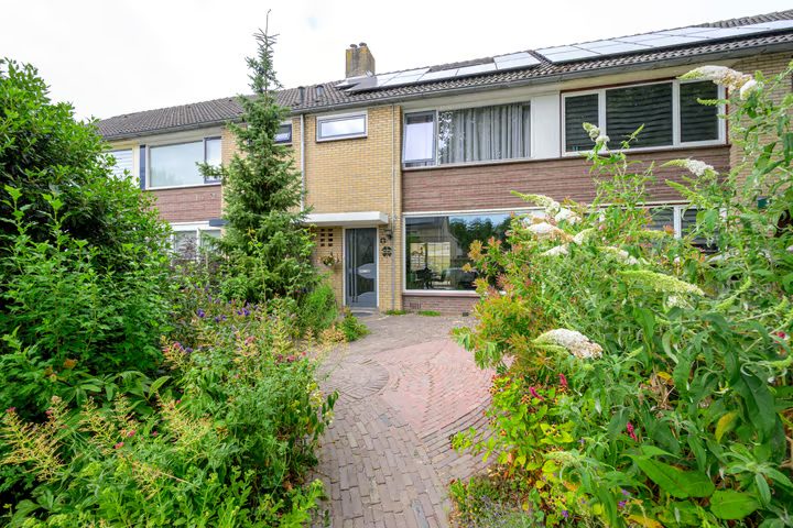 Hertog Albrechtstraat 11, Bovenkarspel