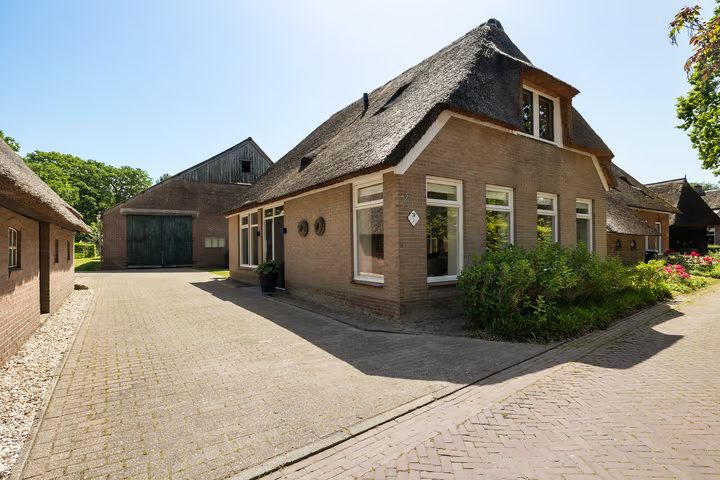 Oude Steeg 30, Gees