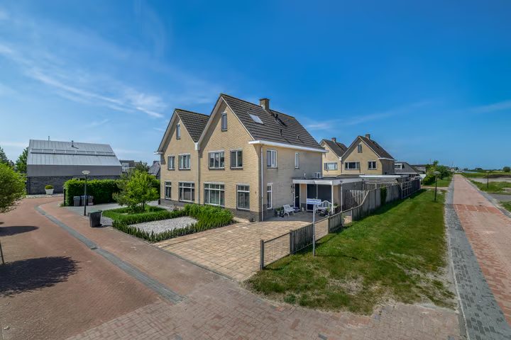 Cloosterhout 2, Lemmer