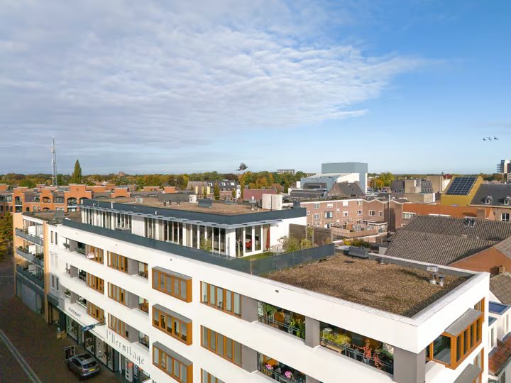 Van Berlostraat 24, Weert