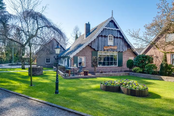 Ruurloseweg 15, Borculo