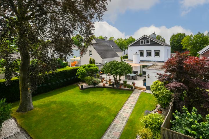 Maaseikerweg 63, Weert