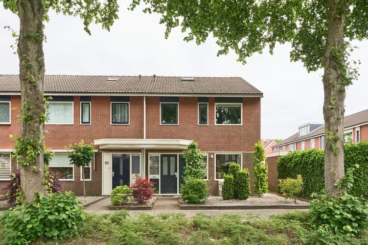 Stal 152, Drachten