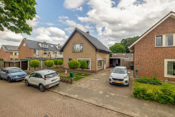 Wouterskampen 29, Hierden