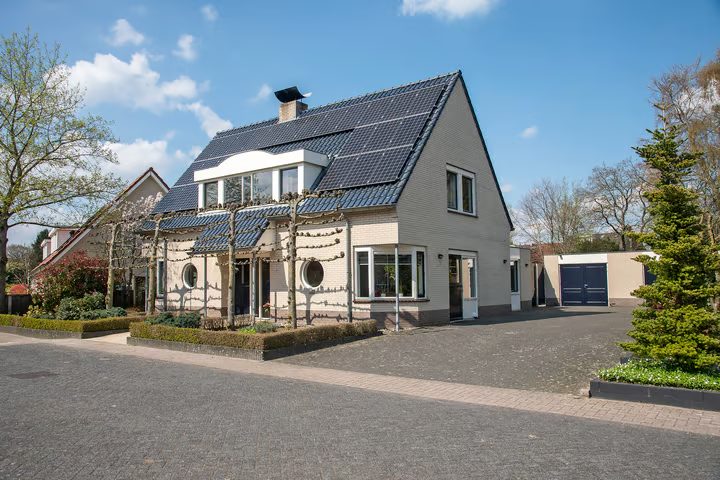 Erve Oosterveld 23, Zenderen