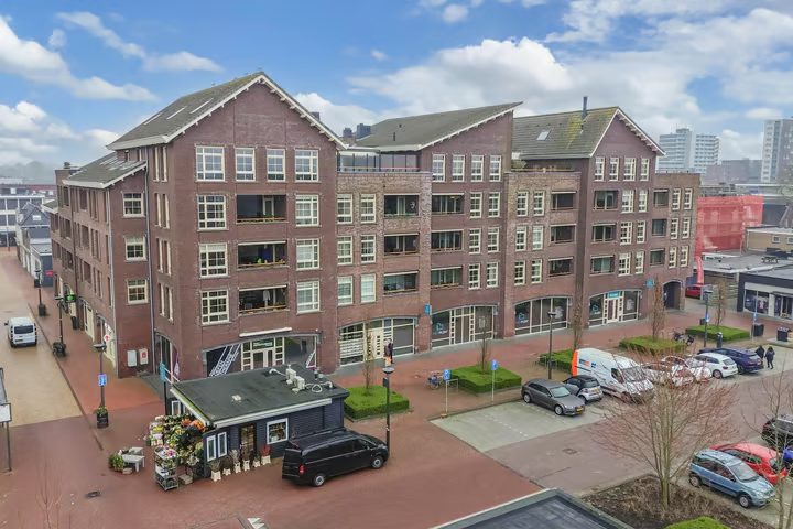 Markt 76, Drachten
