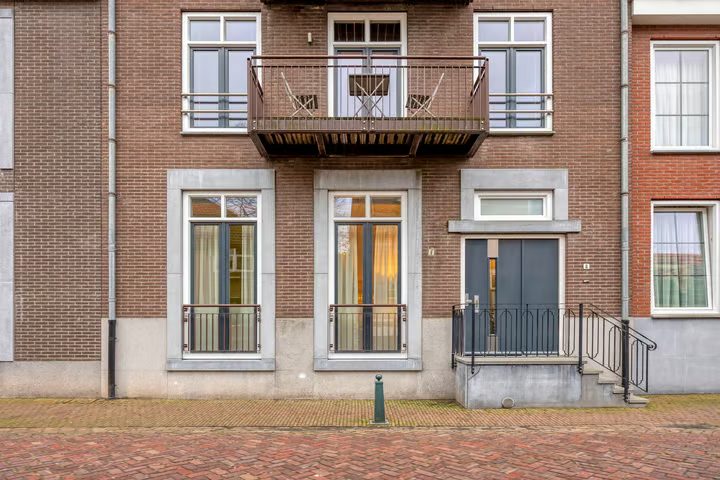 Dubbele Poort 8, Hulst